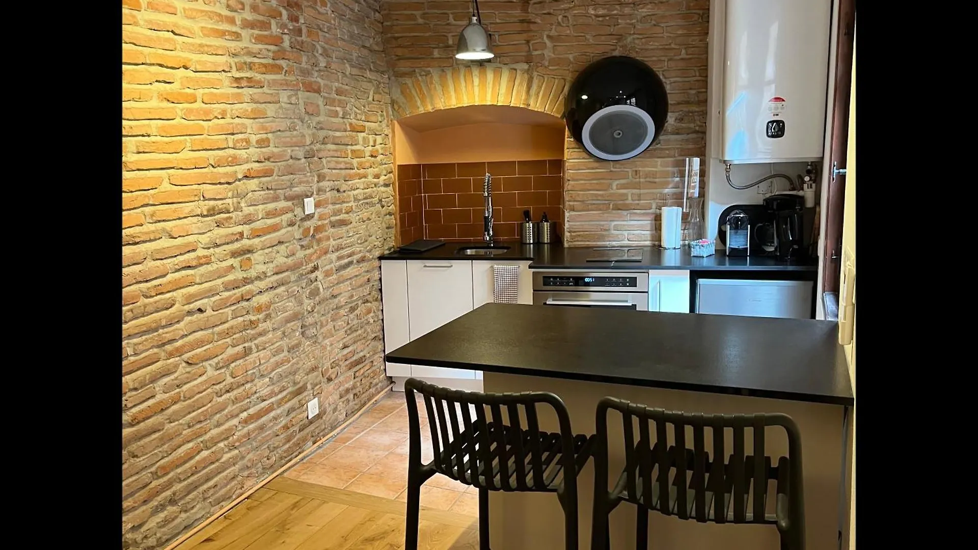 Aparthotel La Tour Croix Baragnon Toulouse Francia